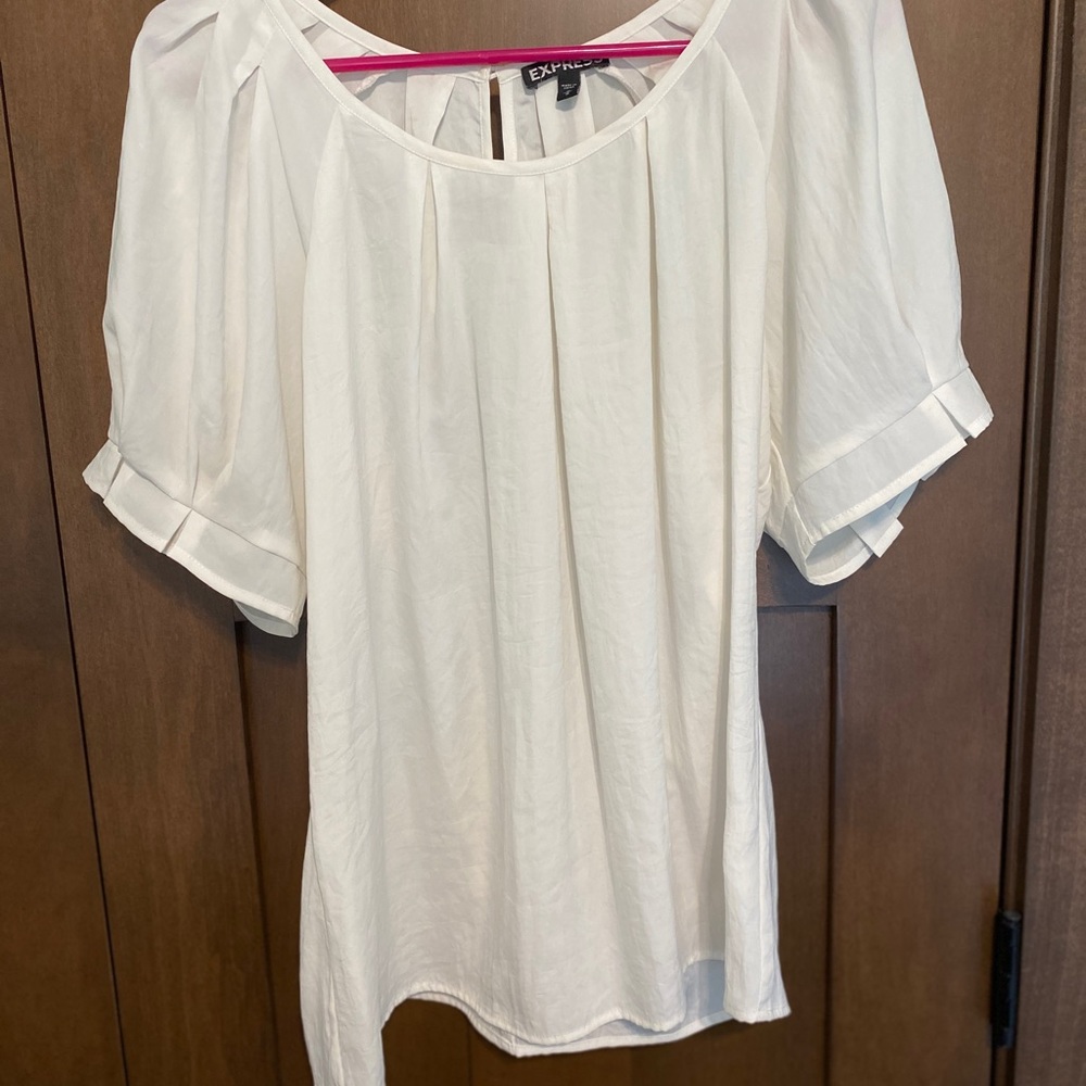 Express Blouse - Picture 2 of 6